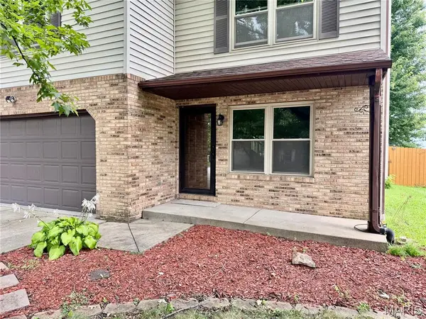1634 Progress LN, Belleville, IL 62221