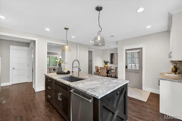 7625 Wydown BLVD #1S, Clayton, MO 63105