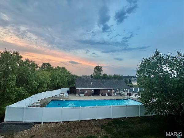 248 Pierce View CIR, Wentzville, MO 63385