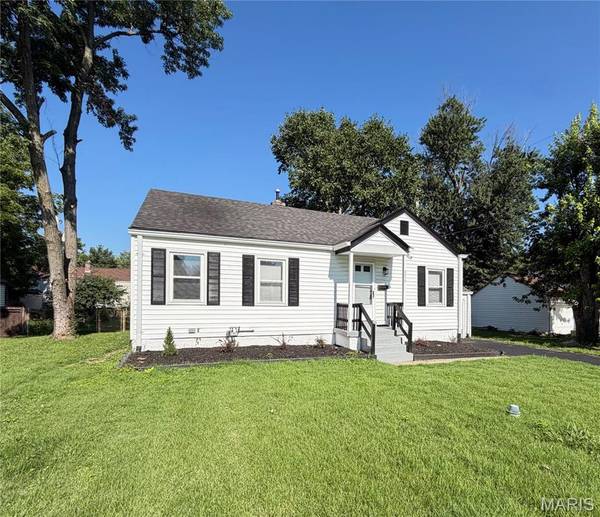 3575 Saint Joachim LN, St Ann, MO 63074