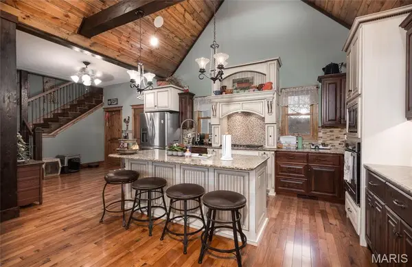 31501 Seminole Lane, Richland, MO 65556