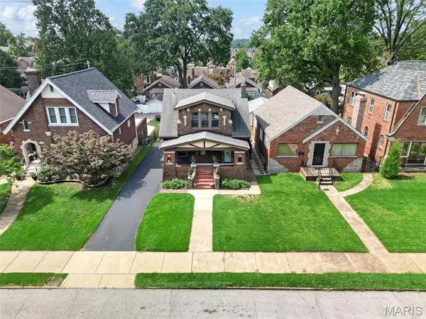 3858 Loughborough AVE, St Louis, MO 63116