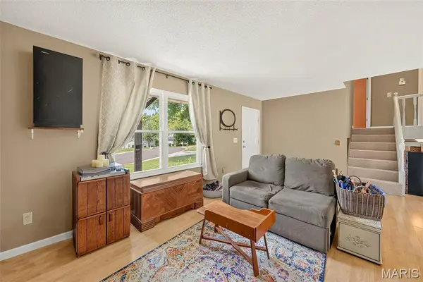 612 Lakewood DR, Lake St Louis, MO 63367