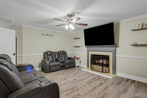 10304 Grant Forest LN, St Louis, MO 63123