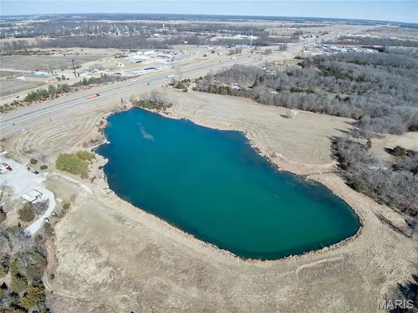 33.64 AC S Outer Road 1-70, New Florence, MO 63363