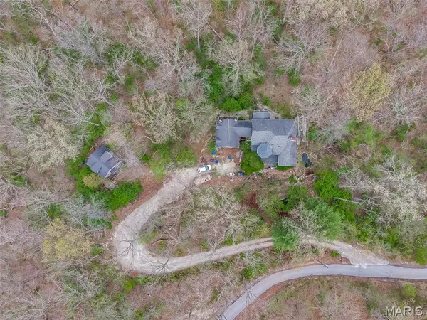 19111 Foxfire Forest RD, Wildwood, MO 63069