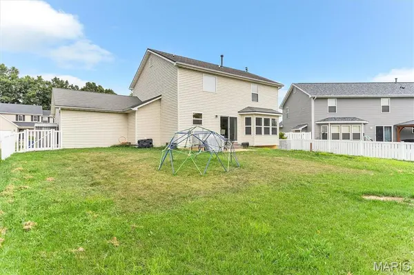 524 Great Oaks Meadow DR, Wentzville, MO 63385