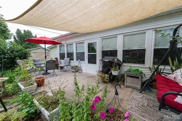 608 Swanson, Belle, MO 65013