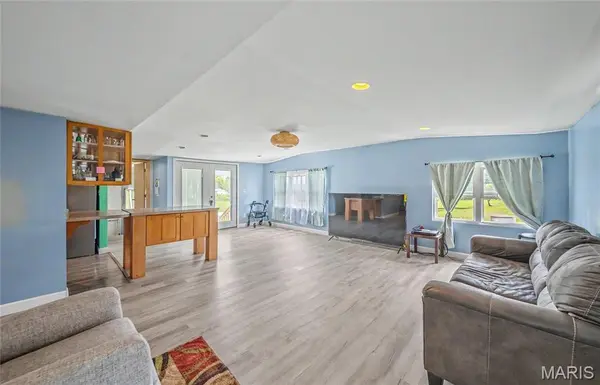 19455 County Road 5430, Rolla, MO 65401