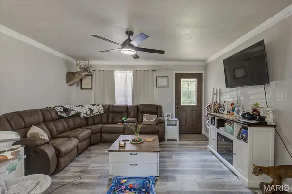 3338 Jimmy LN, Poplar Bluff, MO 63901