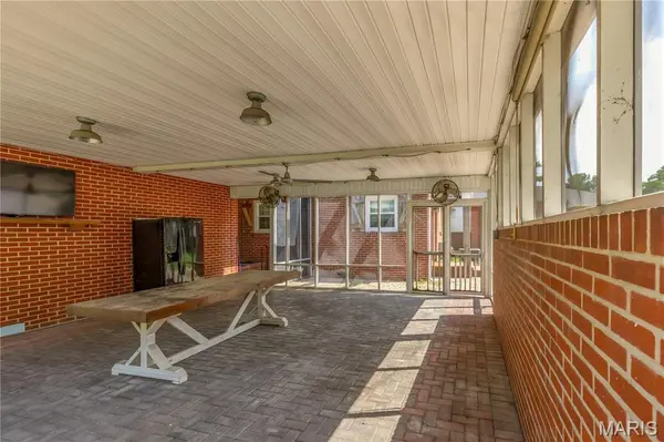 915 Moore AVE, Sikeston, MO 63801