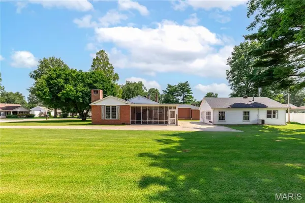 915 Moore AVE, Sikeston, MO 63801
