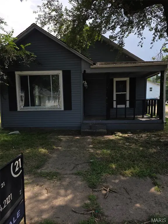733 Matthews AVE, Sikeston, MO 63801