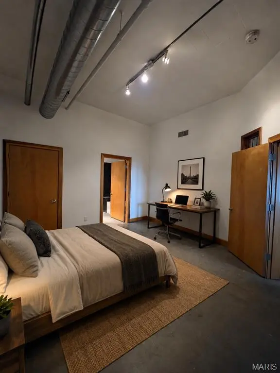 701 N 15th ST #515E, St Louis, MO 63103