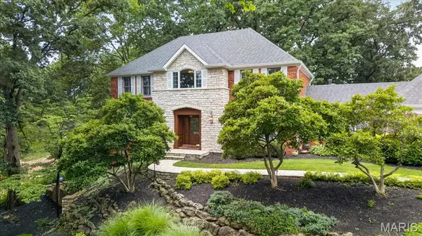 298 Herworth DR, Chesterfield, MO 63005