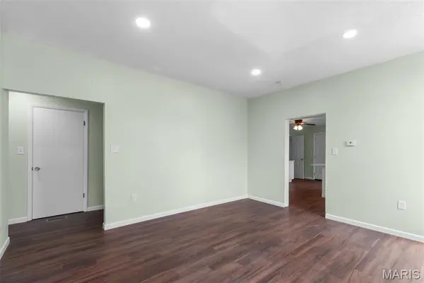 2715 Osage ST, St Louis, MO 63118