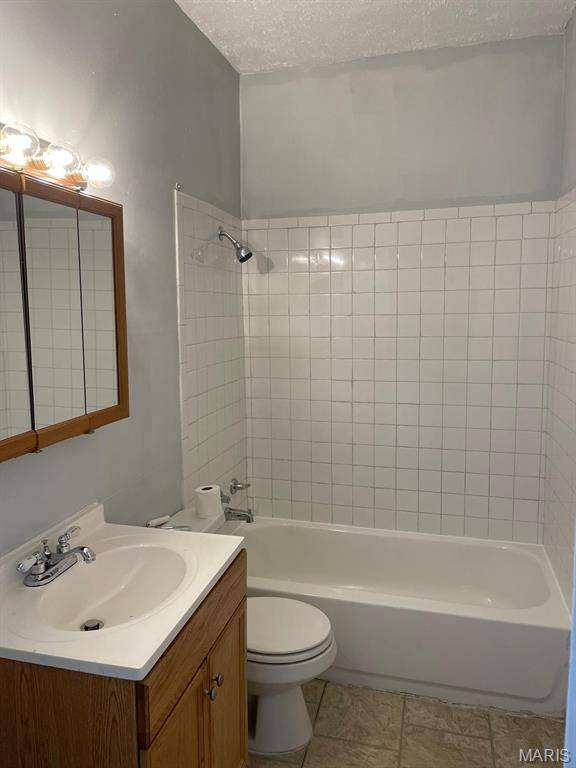 2918 Hammond AVE, St Louis, MO 63121