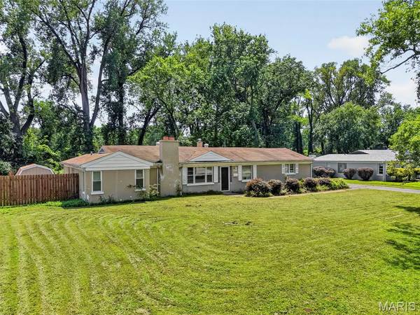 8034 Packard AVE, Berkeley, MO 63134