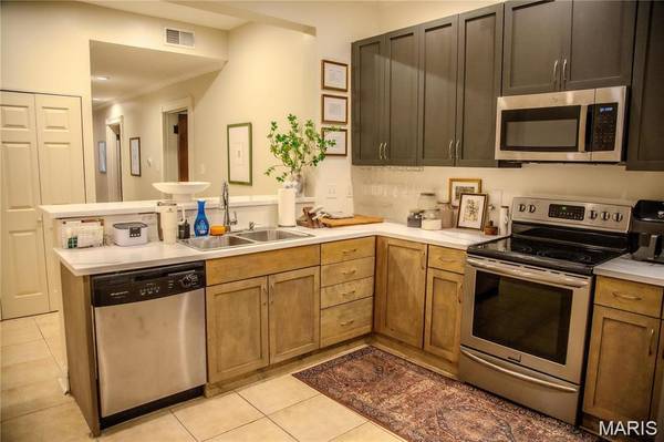 4401 McPherson AVE #1W, St Louis, MO 63108