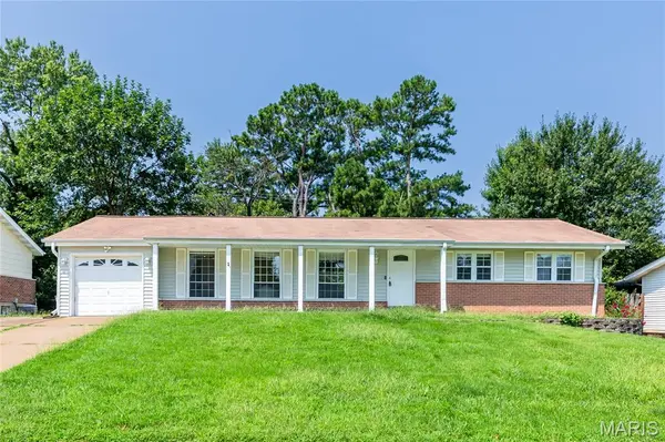 1223 Cedar Ridge DR, Unincorporated, MO 63146