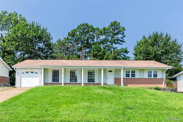 1223 Cedar Ridge DR, Unincorporated, MO 63146