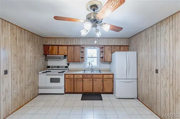 1018 Top Dr, Arnold, MO 63010
