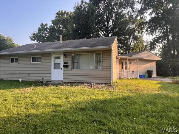 3900 N Park DR, Belleville, IL 62226