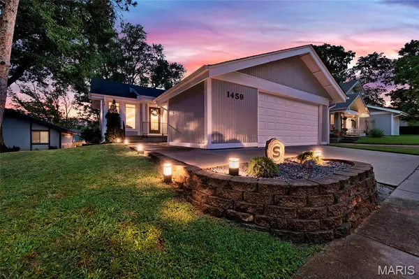 1459 Pine Row CT, St Louis, MO 63146