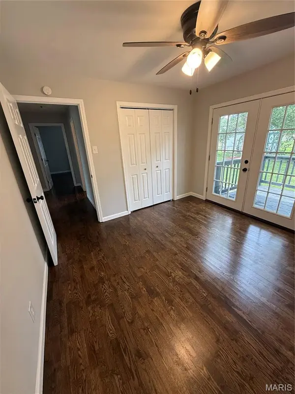 203 Wildcat Pride DR, Cuba, MO 65453