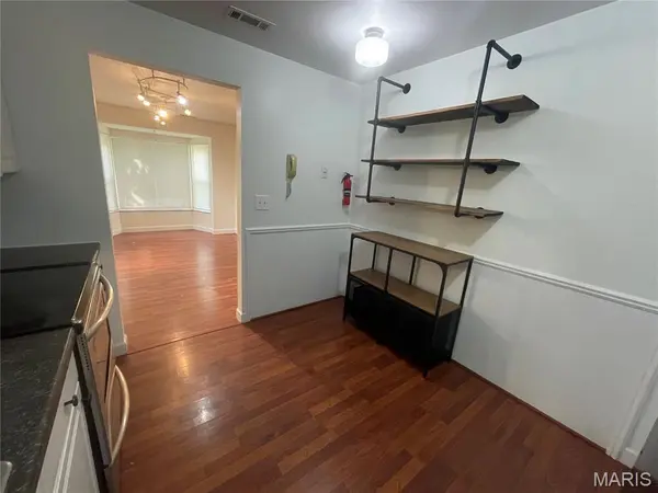 2632 Park AVE #2632, St Louis, MO 63104