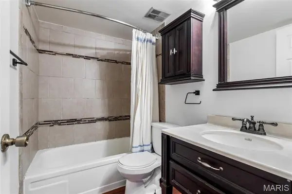 2632 Park AVE #2632, St Louis, MO 63104