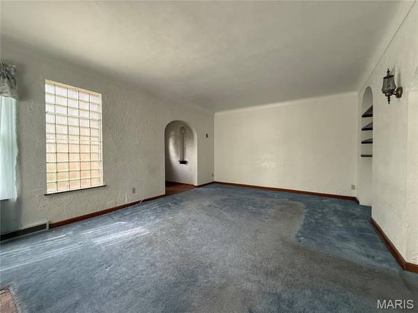 10013 Lincoln TRL, Fairview Heights, IL 62208