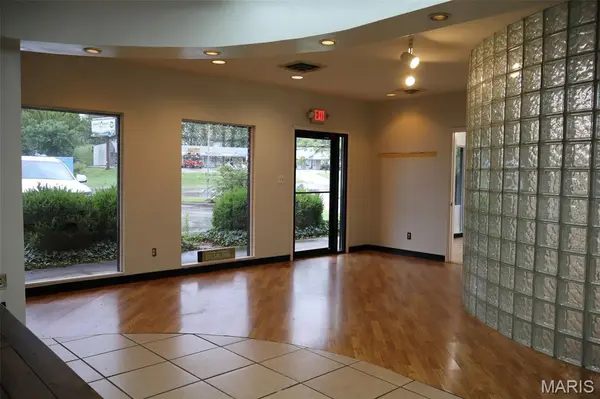 1461 N Kingshighway ST, Cape Girardeau, MO 63701