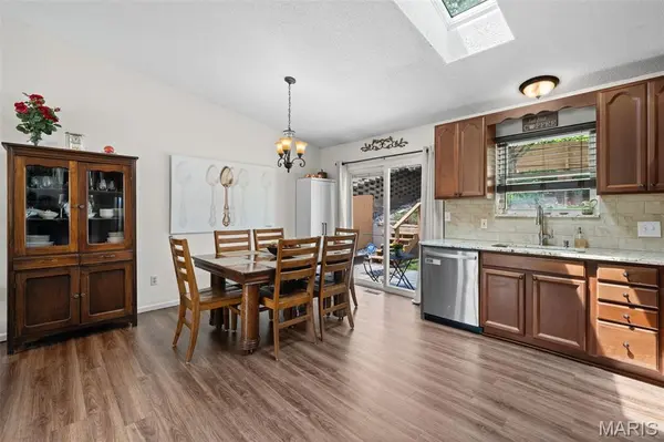 819 Country Brook LN, Imperial, MO 63052