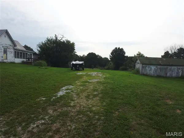 322 and 318 Palmyra ST, Perry, MO 63462