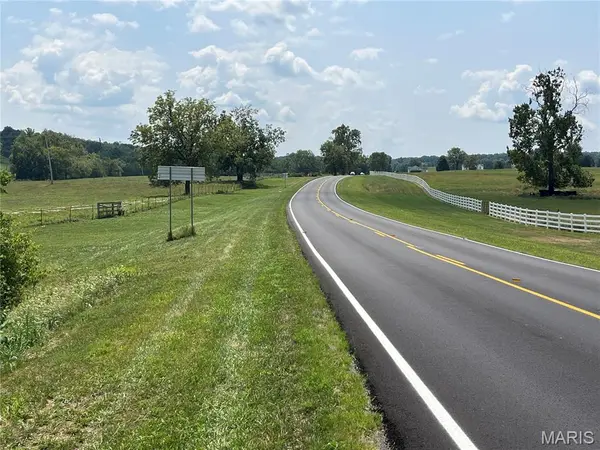 16.73 acres m/l on Hwy D, Eolia, MO 63344