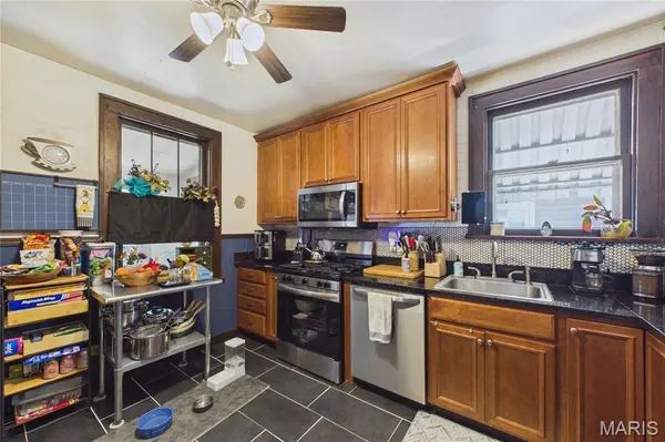 9920 Lark AVE, St Louis, MO 63125