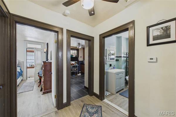 9920 Lark AVE, St Louis, MO 63125