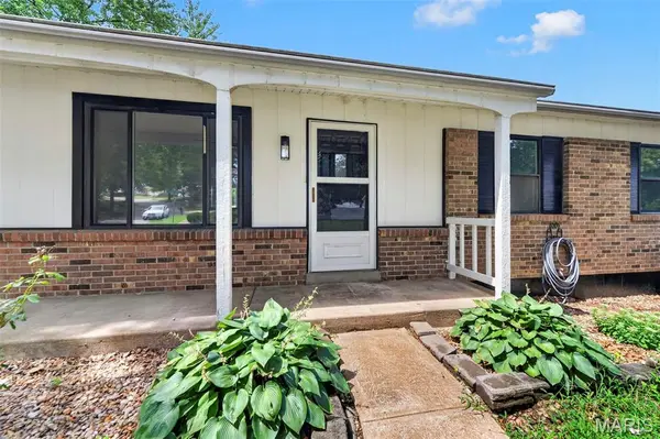 2693 Creekwood Manor LN, Unincorporated, MO 63125