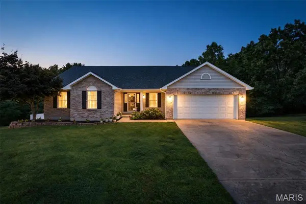 5425 Hyfield Oaks RD, De Soto, MO 63020