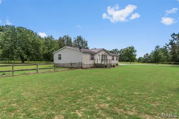174 County Road 430, Oran, MO 63771