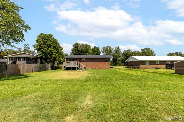 853 Cambridge DR, Sikeston, MO 63801