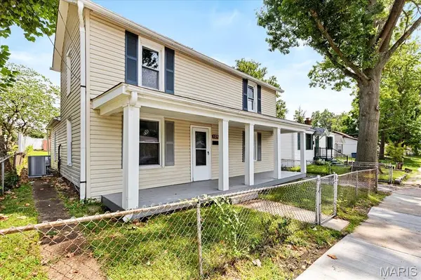 1292 Purcell AVE, Pagedale, MO 63133