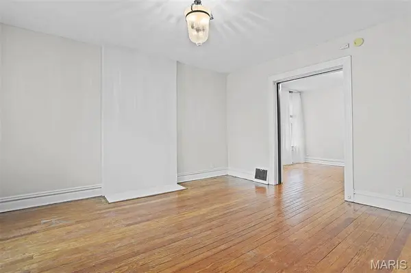 4246 Botanical AVE, St Louis, MO 63110