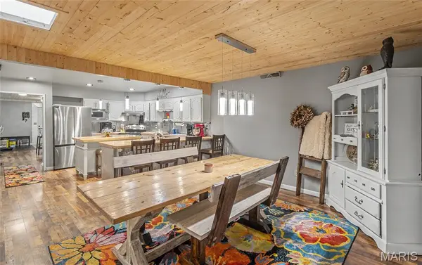 15801 Hargrove RD, St Robert, MO 65584