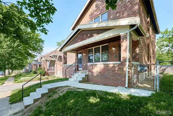 5021 Ray AVE, St Louis, MO 63116