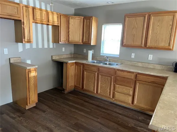 106 S 4th ST, Benld, IL 62009