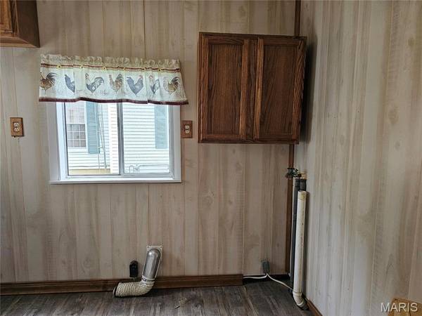 413 E Broadway ST, Sparta, IL 62286