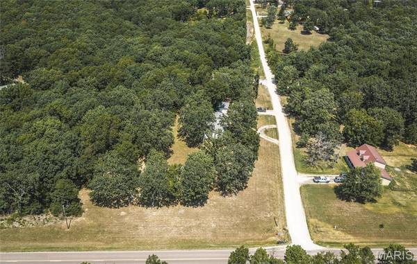 13915 Maple LN, Plato, MO 65552