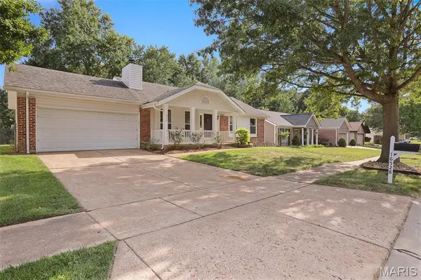 16528 Forest Pine DR, Wildwood, MO 63011